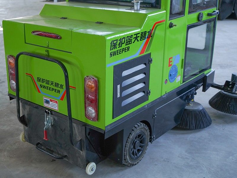 新能源電動(dòng)掃地車(chē)